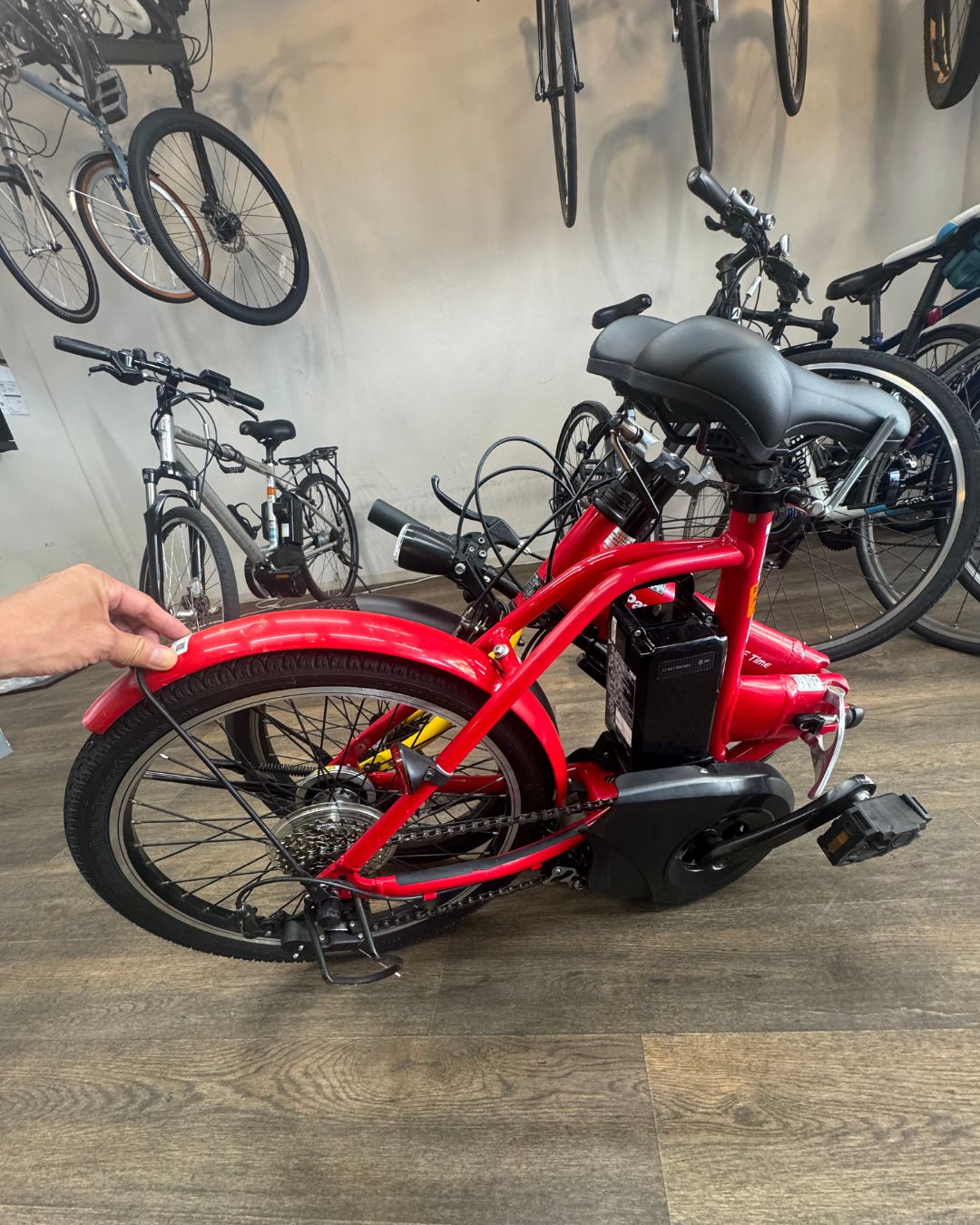 (渡嘉敷岛) 小轮型、运动型电动自行车【冲绳自行车租赁】
